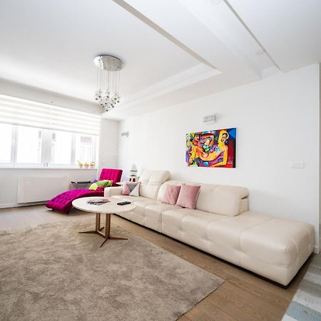 Modern Stay In The City Center ซาราเยโว ภายนอก รูปภาพ